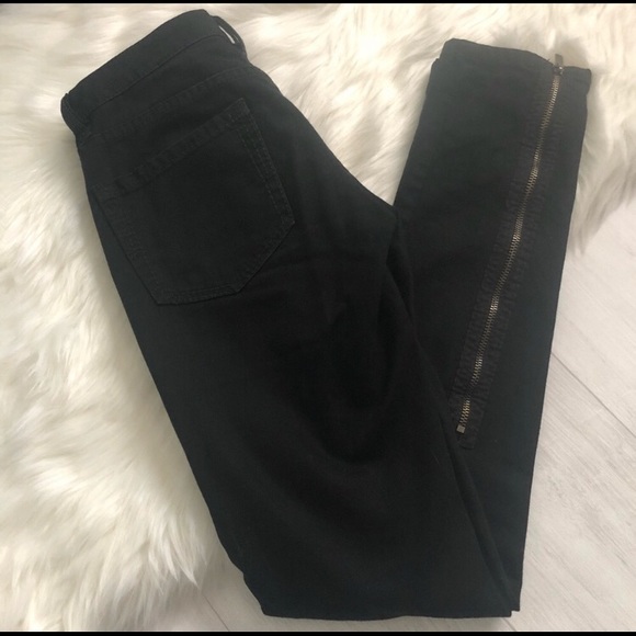 BCBGMaxAzaria Black May Skinny Ankle Zip Jeans - Picture 2 of 8